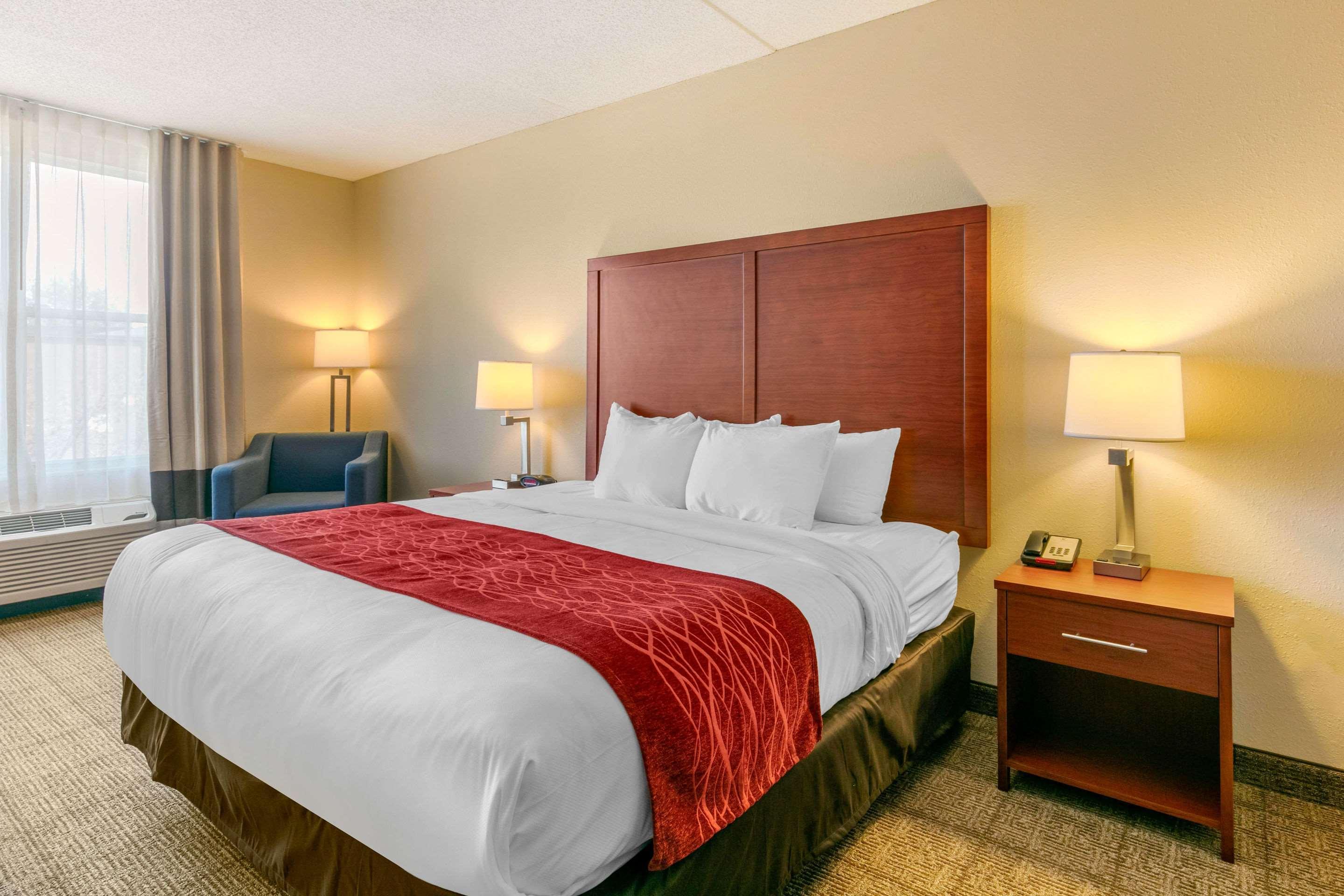 Comfort Inn & Suites Nashville Franklin Cool Springs Exterior photo